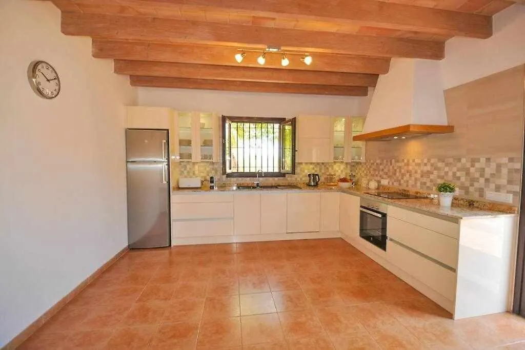 Chalet Villa Con Piscina Bbq Terraza Y Wifi Santanyi Spain